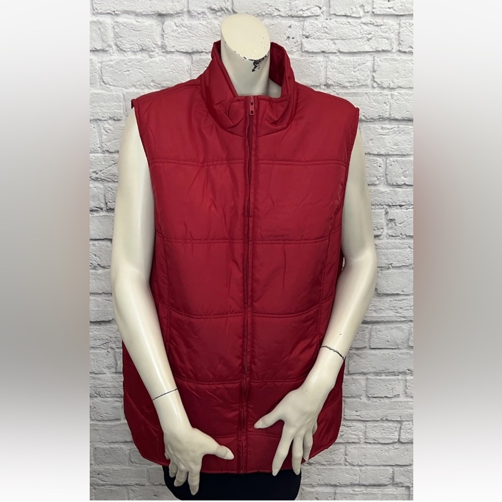 WOMAN WITHIN RED ZIP UP PUFFER VEST SIZE L (18/20)